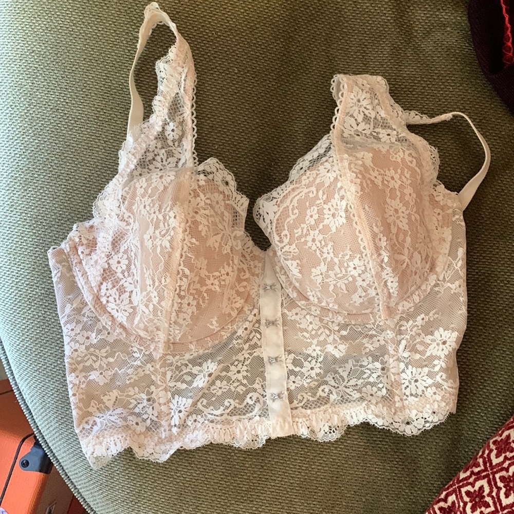 Longline lace underwire bra